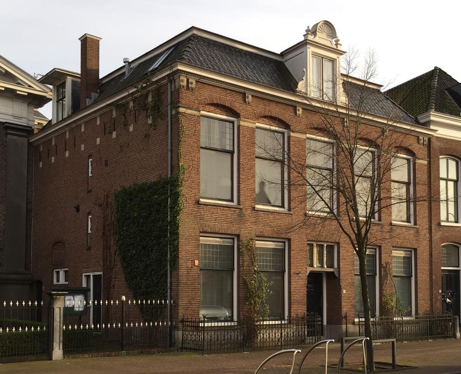 Bed And Breakfast De Oude Pastorie สเนก ภายนอก รูปภาพ